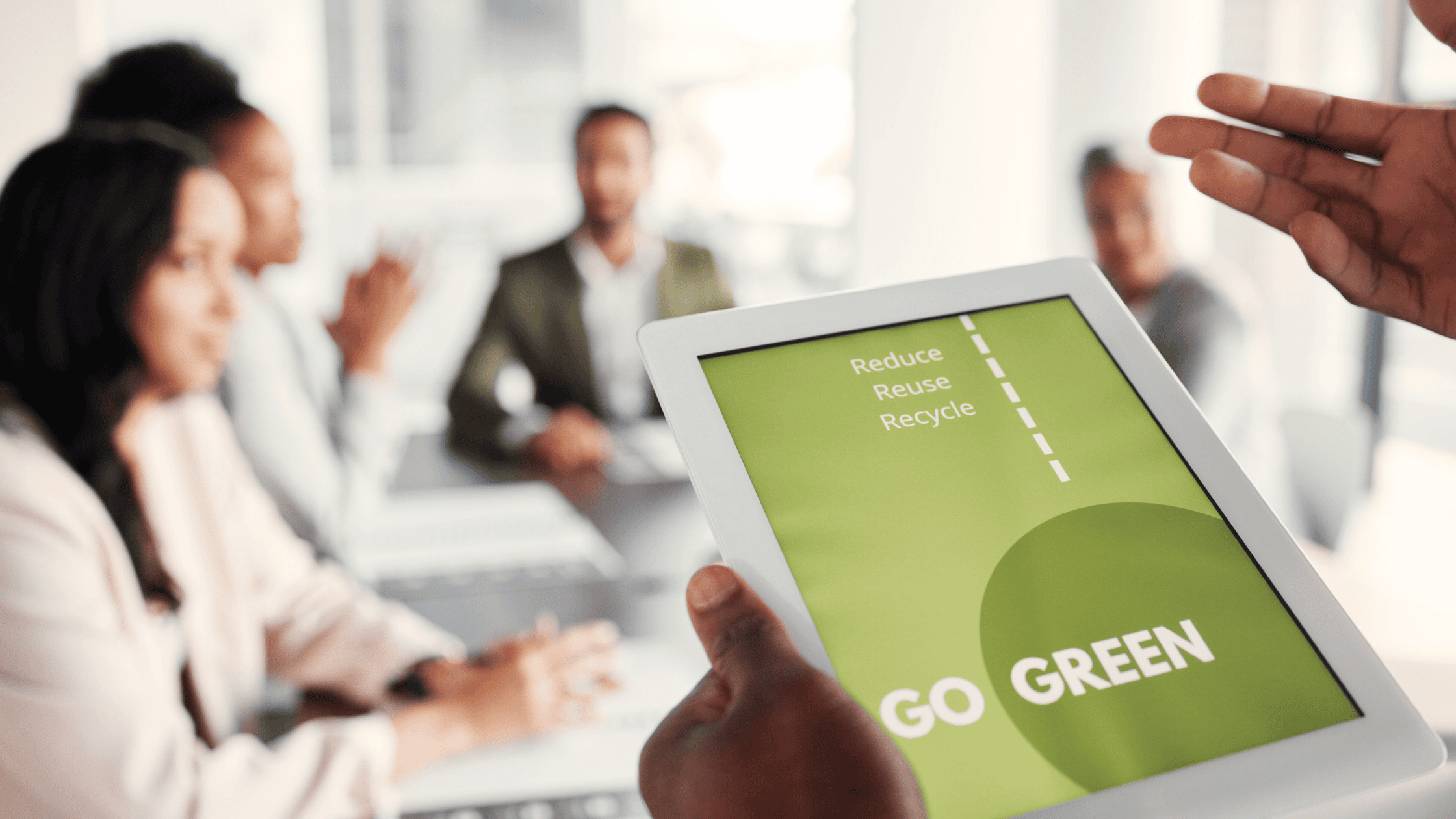 Green logistics no varejo: como unir marketing sustentável e operações eficientes para atrair consumidores conscientes