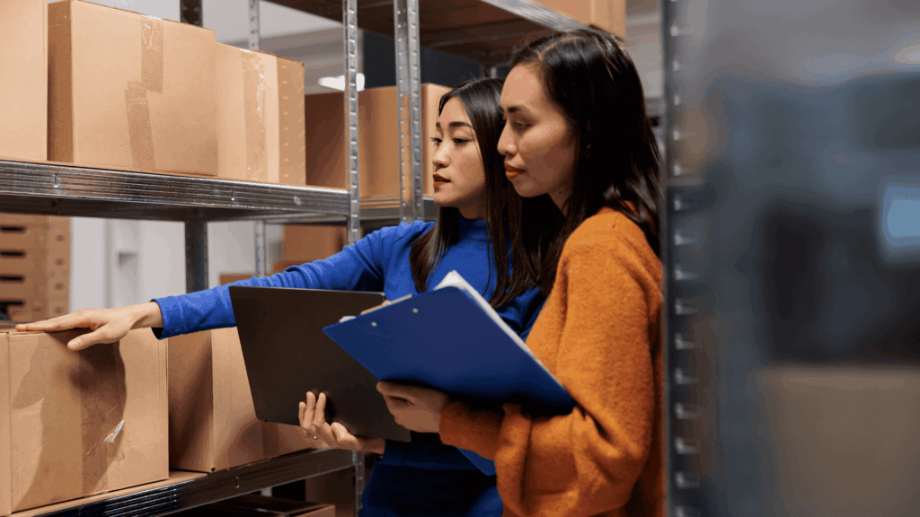 Como garantir que o produto acabado certo chegue ao ponto de venda no momento certo